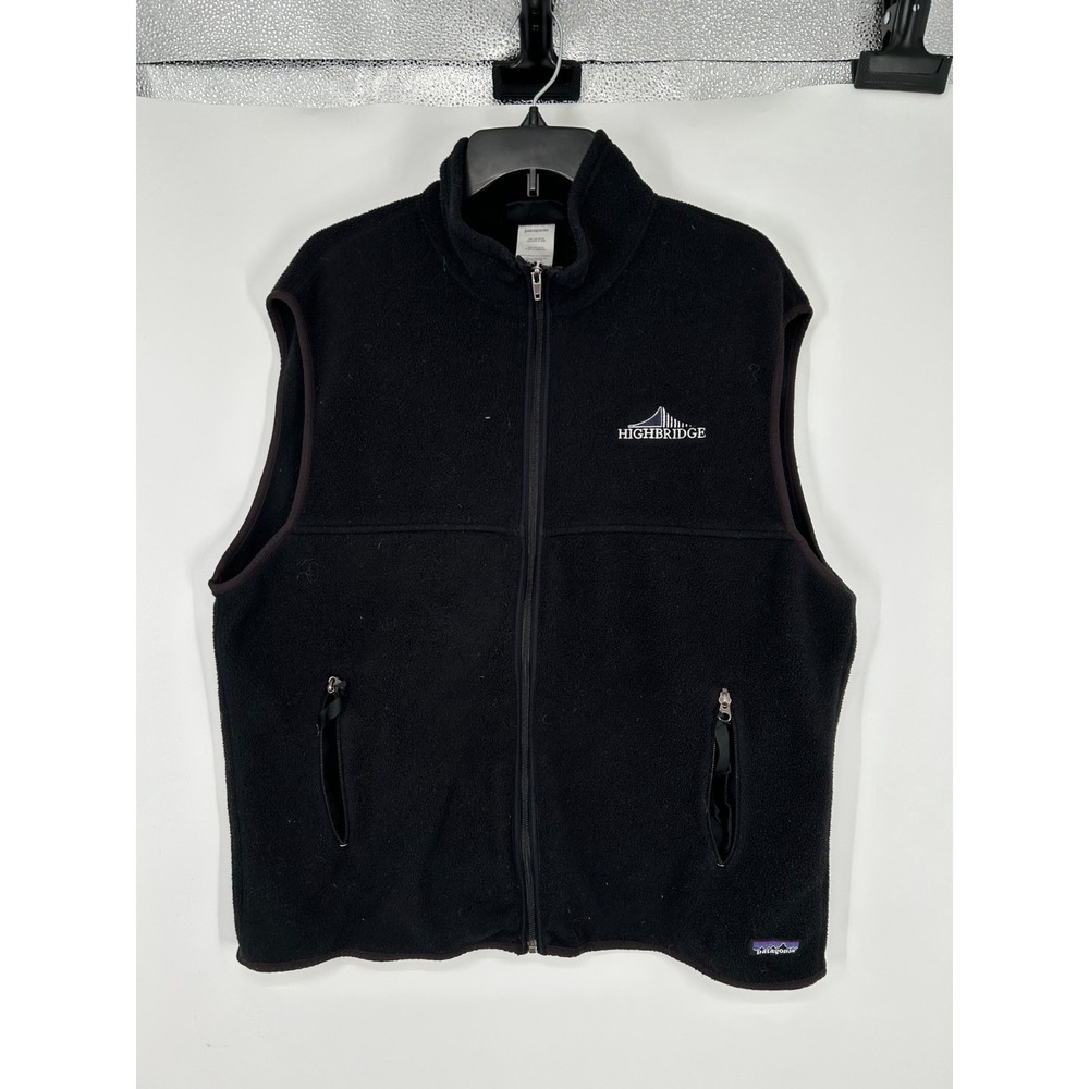 Patagonia Synchilla Fleece Vest Men XL Black Sleeveless Jacket Full Zip Up 11219